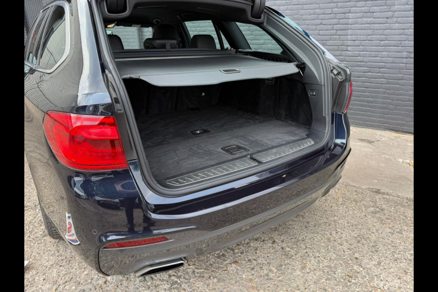 BMW 5 Serie Touring 520i M SPORT NAVI | PDC | LEDER | STOELVERWARMING | KEYLESS | CRUISE | BTW