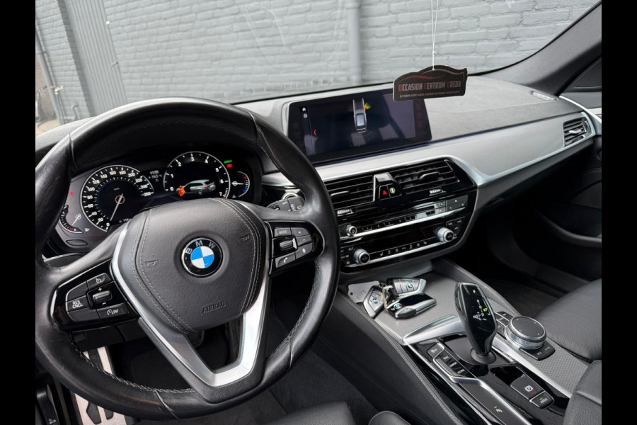 BMW 5 Serie Touring 520i M SPORT NAVI | PDC | LEDER | STOELVERWARMING | KEYLESS | CRUISE | BTW