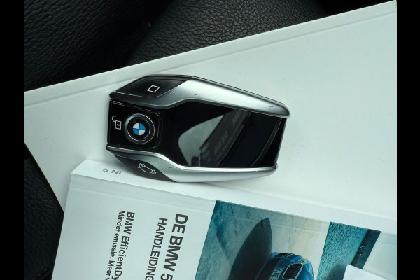 BMW 5 Serie Touring 520i M SPORT NAVI | PDC | LEDER | STOELVERWARMING | KEYLESS | CRUISE | BTW