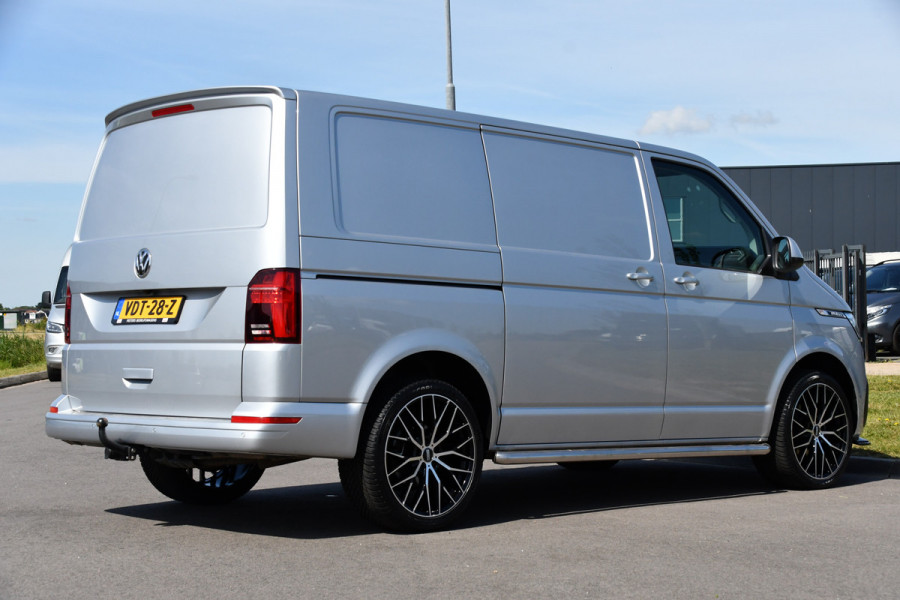 Volkswagen Transporter 2.0 TDI L1H1 32 Bulli Virtual, Adaptieve Cruise, Camera, Carplay, 150PK, LED, 2 x Schuifdeur, NAVI, Uniek!