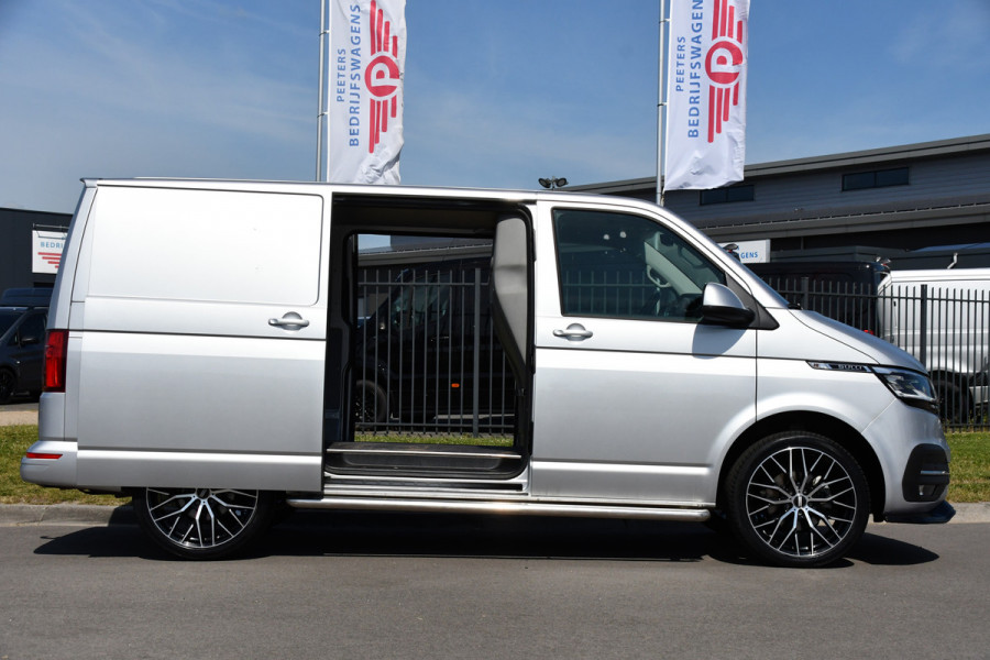 Volkswagen Transporter 2.0 TDI L1H1 32 Bulli Virtual, Adaptieve Cruise, Camera, Carplay, 150PK, LED, 2 x Schuifdeur, NAVI, Uniek!
