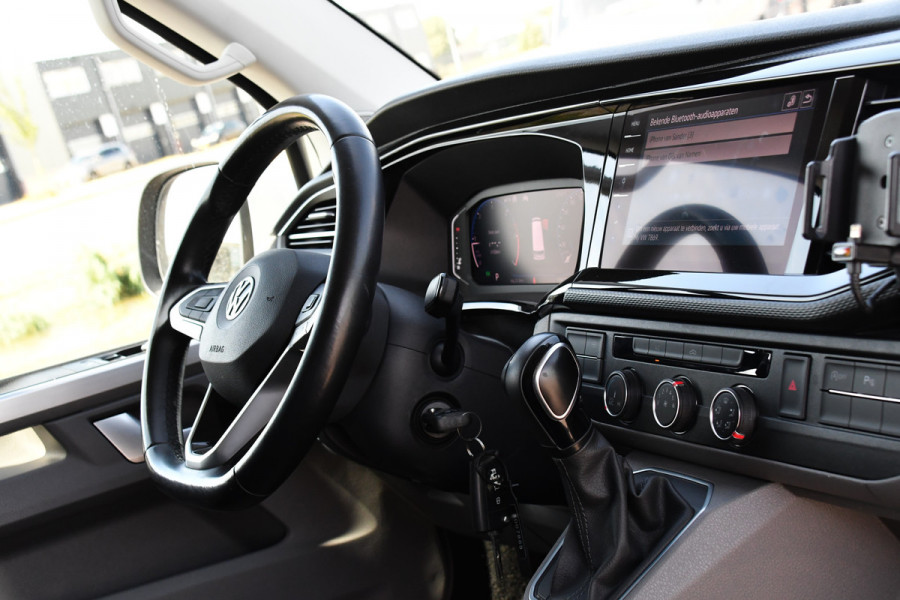 Volkswagen Transporter 2.0 TDI L1H1 32 Bulli Virtual, Adaptieve Cruise, Camera, Carplay, 150PK, LED, 2 x Schuifdeur, NAVI, Uniek!