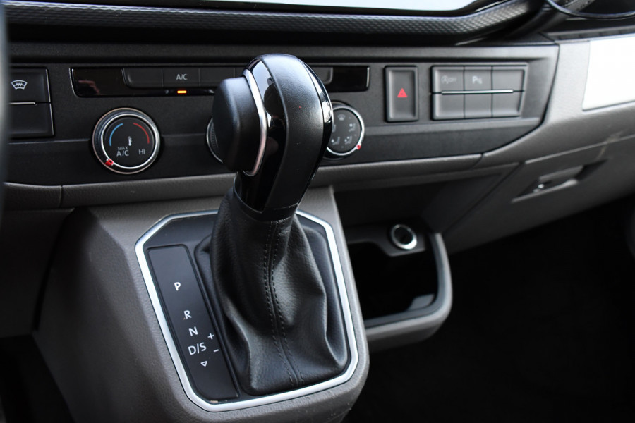 Volkswagen Transporter 2.0 TDI L1H1 32 Bulli Virtual, Adaptieve Cruise, Camera, Carplay, 150PK, LED, 2 x Schuifdeur, NAVI, Uniek!