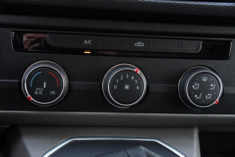 Volkswagen Transporter 2.0 TDI L1H1 32 Bulli Virtual, Adaptieve Cruise, Camera, Carplay, 150PK, LED, 2 x Schuifdeur, NAVI, Uniek!