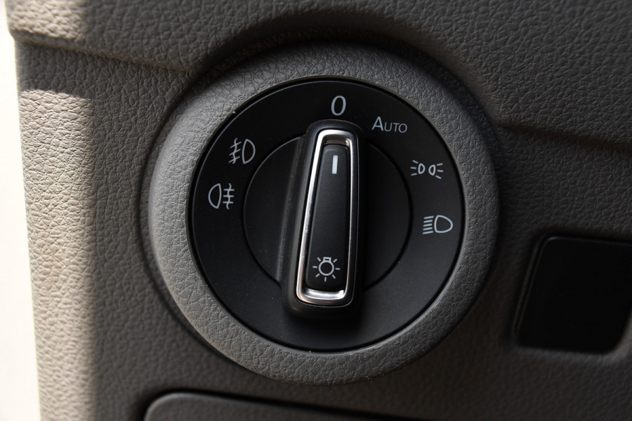 Volkswagen Transporter 2.0 TDI L1H1 32 Bulli Virtual, Adaptieve Cruise, Camera, Carplay, 150PK, LED, 2 x Schuifdeur, NAVI, Uniek!