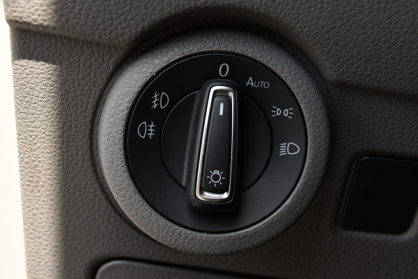 Volkswagen Transporter 2.0 TDI L1H1 32 Bulli Virtual, Adaptieve Cruise, Camera, Carplay, 150PK, LED, 2 x Schuifdeur, NAVI, Uniek!