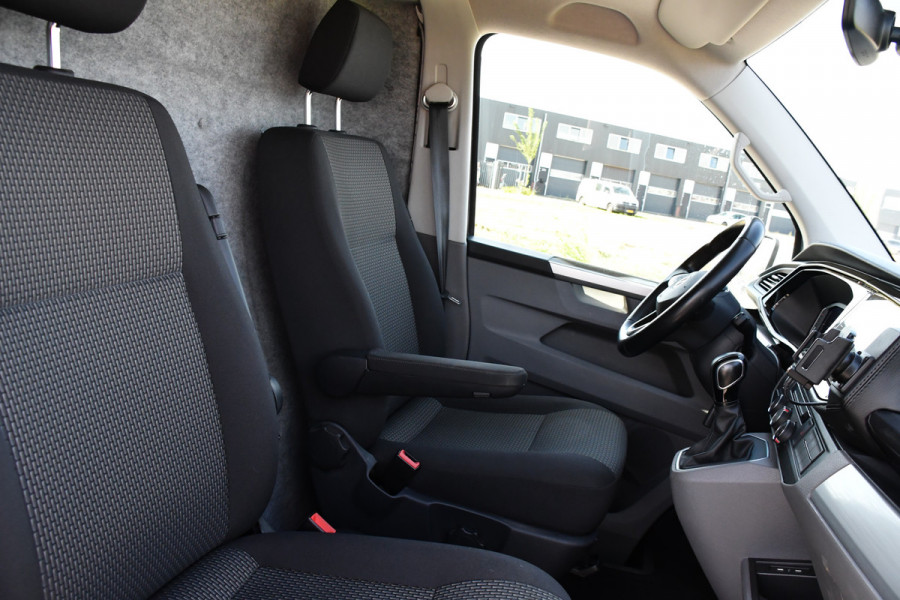 Volkswagen Transporter 2.0 TDI L1H1 32 Bulli Virtual, Adaptieve Cruise, Camera, Carplay, 150PK, LED, 2 x Schuifdeur, NAVI, Uniek!