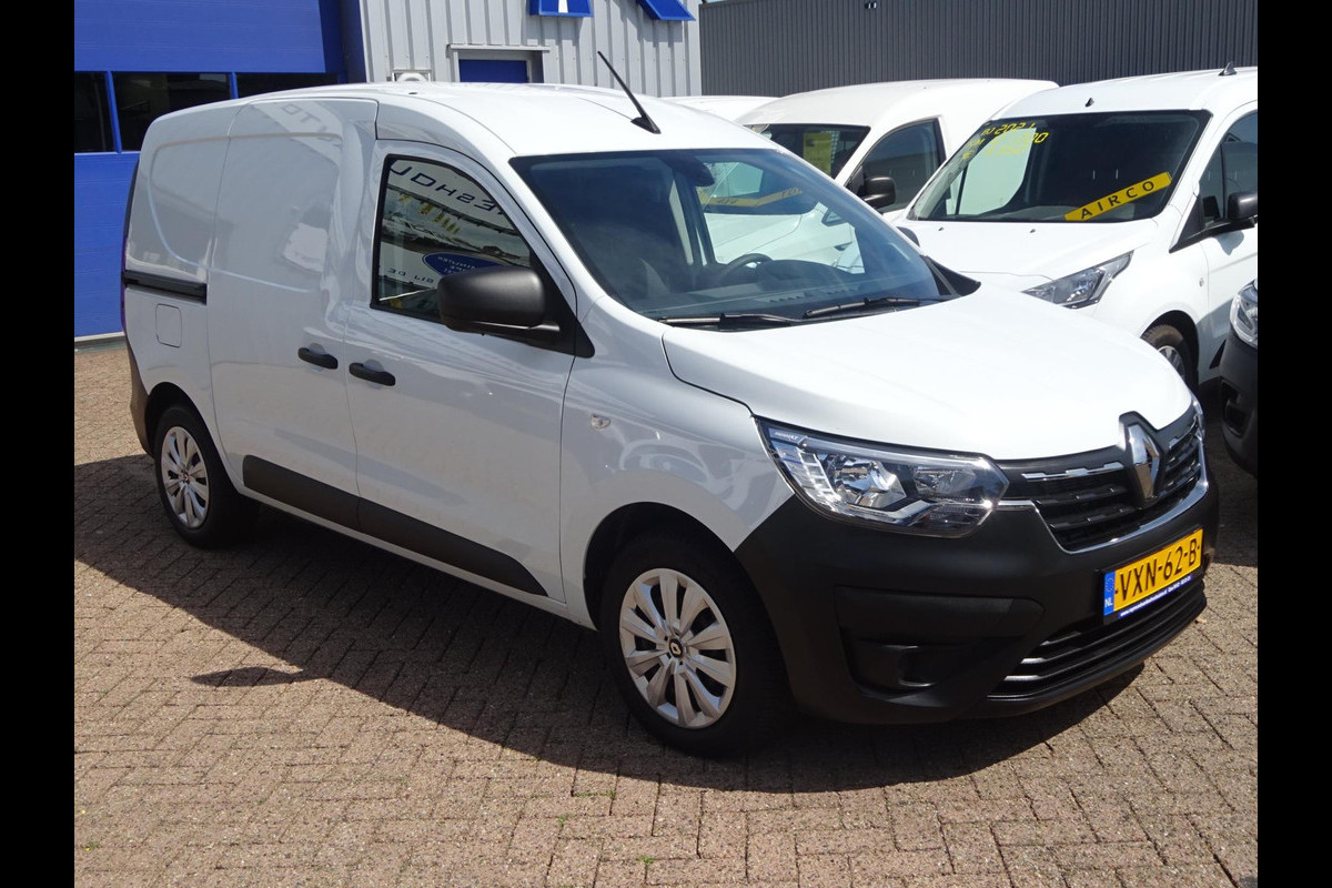 Renault Express 1.5 dCi 75 Comfort + AIRCO GROOT NAVI SCHERM SCHUIFDEUR CRUISE CONTROL Renault Express 1.5 dCi 75 Comfort + AIRCO GROOT NAVI SCHERM SCHUIFDEUR CRUISE CONTROL