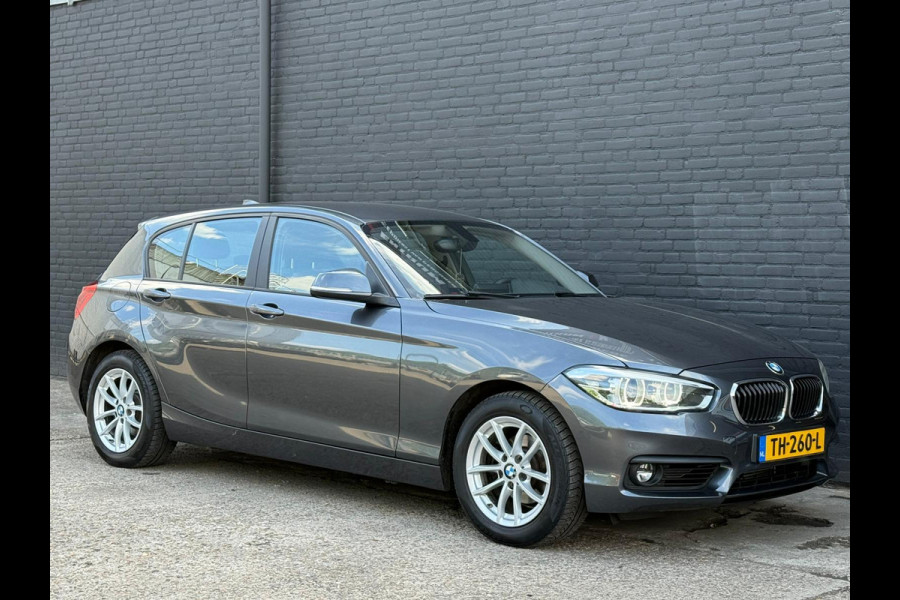 BMW 1-serie 118i Corporate Lease Executive NAVI | PDC | AIRCO | CRUISE | NWE APK