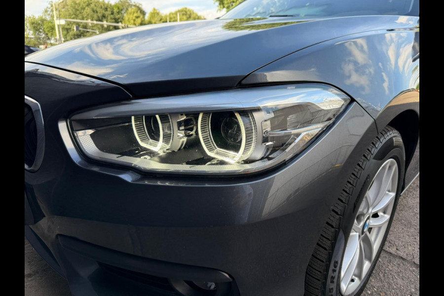 BMW 1-serie 118i Corporate Lease Executive NAVI | PDC | AIRCO | CRUISE | NWE APK
