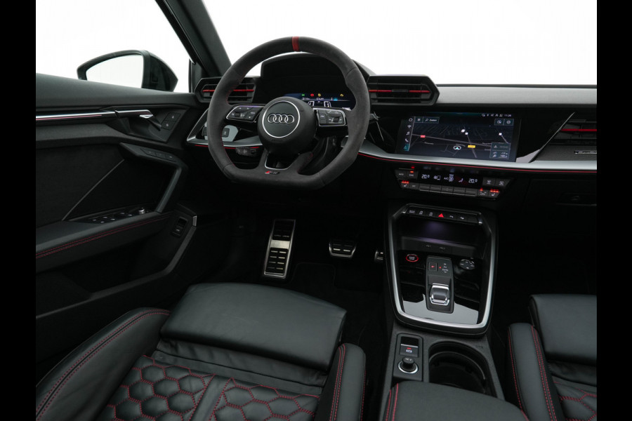 Audi RS3 Sportback 2.5 TFSI quattro Aut. *PANO | HEAD-UP | MATRIX-LED | FULL-LED | ADAPTIVE-CRUISE | BLIND-SPOT | MEMORY-PACK | KEYLESS | SPORT-SEATS | CAMERA | DIGI-COCKPIT | AMBIENT-LIGHT | 19''ALU*