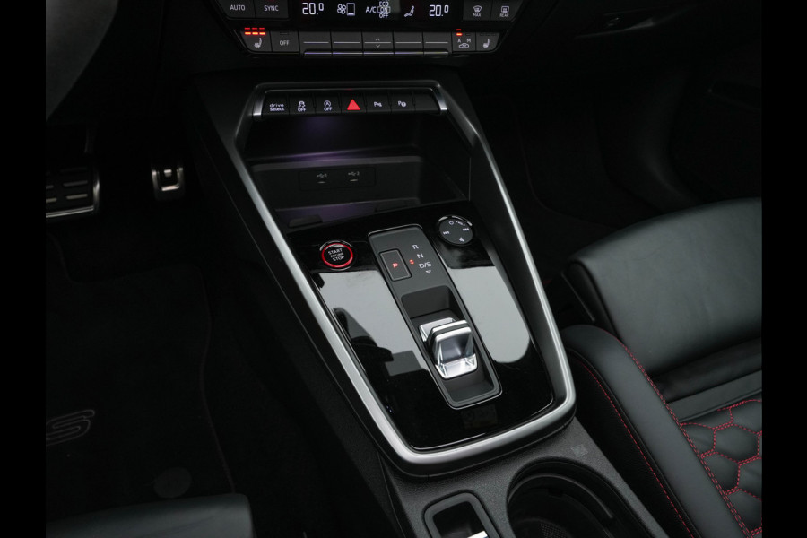 Audi RS3 Sportback 2.5 TFSI quattro Aut. *PANO | HEAD-UP | MATRIX-LED | FULL-LED | ADAPTIVE-CRUISE | BLIND-SPOT | MEMORY-PACK | KEYLESS | SPORT-SEATS | CAMERA | DIGI-COCKPIT | AMBIENT-LIGHT | 19''ALU*