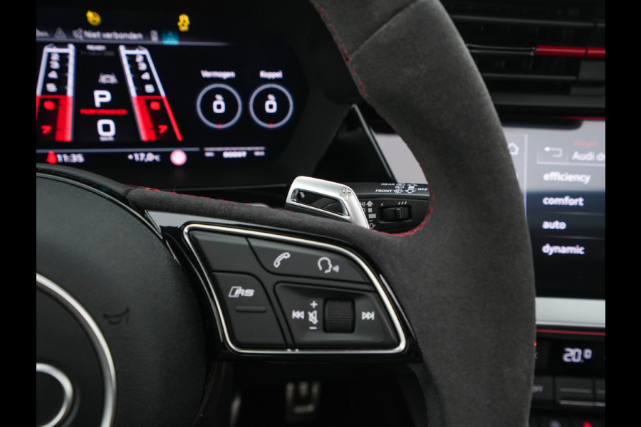 Audi RS3 Sportback 2.5 TFSI quattro Aut. *PANO | HEAD-UP | MATRIX-LED | FULL-LED | ADAPTIVE-CRUISE | BLIND-SPOT | MEMORY-PACK | KEYLESS | SPORT-SEATS | CAMERA | DIGI-COCKPIT | AMBIENT-LIGHT | 19''ALU*