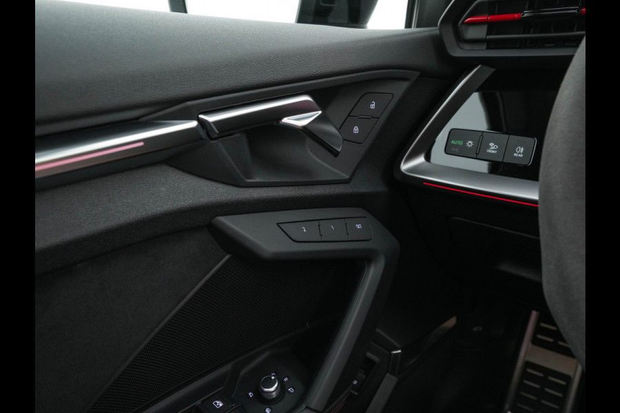 Audi RS3 Sportback 2.5 TFSI quattro Aut. *PANO | HEAD-UP | MATRIX-LED | FULL-LED | ADAPTIVE-CRUISE | BLIND-SPOT | MEMORY-PACK | KEYLESS | SPORT-SEATS | CAMERA | DIGI-COCKPIT | AMBIENT-LIGHT | 19''ALU*