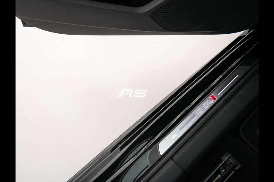 Audi RS3 Sportback 2.5 TFSI quattro Aut. *PANO | HEAD-UP | MATRIX-LED | FULL-LED | ADAPTIVE-CRUISE | BLIND-SPOT | MEMORY-PACK | KEYLESS | SPORT-SEATS | CAMERA | DIGI-COCKPIT | AMBIENT-LIGHT | 19''ALU*