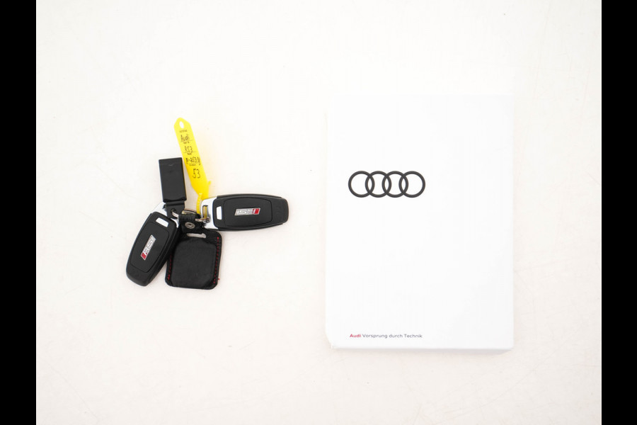 Audi RS3 Sportback 2.5 TFSI quattro Aut. *PANO | HEAD-UP | MATRIX-LED | FULL-LED | ADAPTIVE-CRUISE | BLIND-SPOT | MEMORY-PACK | KEYLESS | SPORT-SEATS | CAMERA | DIGI-COCKPIT | AMBIENT-LIGHT | 19''ALU*