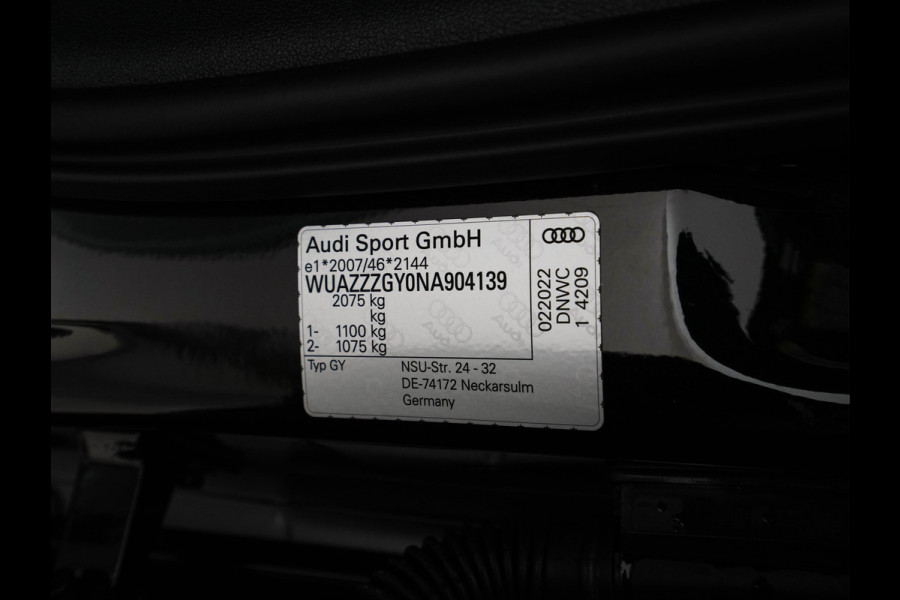 Audi RS3 Sportback 2.5 TFSI quattro Aut. *PANO | HEAD-UP | MATRIX-LED | FULL-LED | ADAPTIVE-CRUISE | BLIND-SPOT | MEMORY-PACK | KEYLESS | SPORT-SEATS | CAMERA | DIGI-COCKPIT | AMBIENT-LIGHT | 19''ALU*