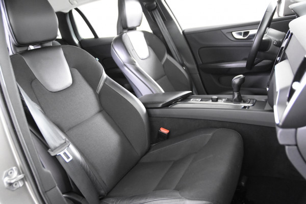 Volvo V60 2.0 D3 Inscription *1ste Eigenaar*Navigatie*Leer*Trekhaak*