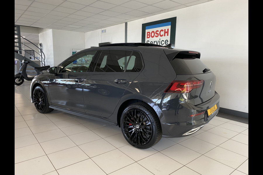 Volkswagen Golf 1.4 eHybrid GTE | Panodak | IQ- Light |Head-up Display / dodehoek | Stoelverwarming / carplay