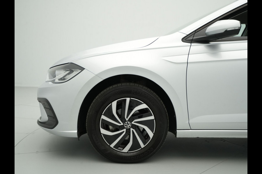 Volkswagen Polo 1.0 TSI 95pk DSG Life Edition Navi via app Camera Stoelverwarming Keyless 23