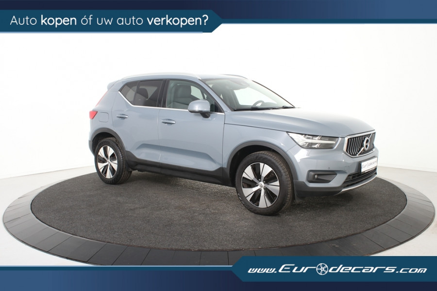Volvo XC40 1.5 T4 Recharge *1ste Eigenaar*Navigatie*Stoelverwarming*Camera*