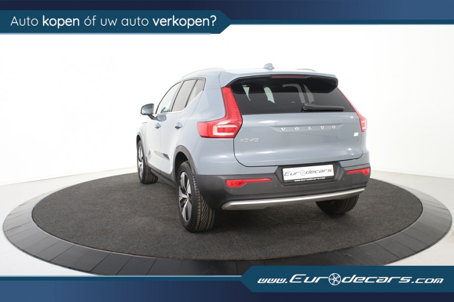 Volvo XC40 1.5 T4 Recharge *1ste Eigenaar*Navigatie*Stoelverwarming*Camera*