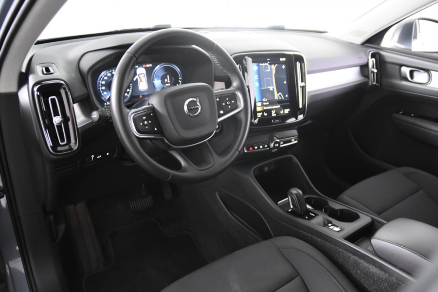 Volvo XC40 1.5 T4 Recharge *1ste Eigenaar*Navigatie*Stoelverwarming*Camera*