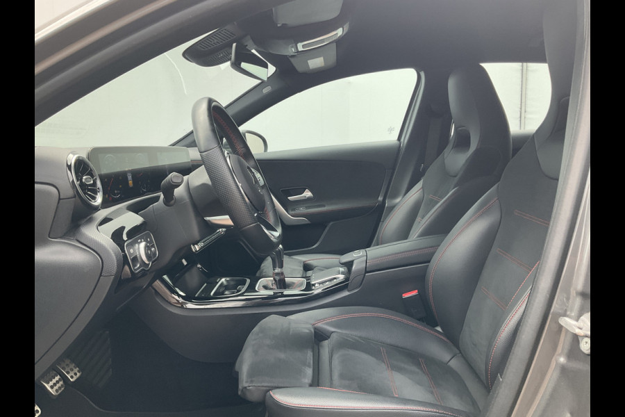 Mercedes-Benz A-Klasse 160 Business Solution AMG Line Carplay Stoelverw Led NL-Auto 31.841KM!