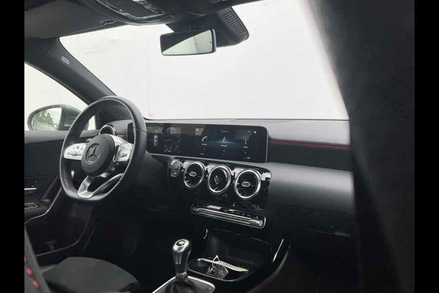 Mercedes-Benz A-Klasse 160 Business Solution AMG Line Carplay Stoelverw Led NL-Auto 31.841KM!