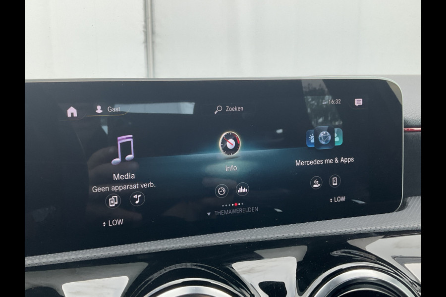 Mercedes-Benz A-Klasse 160 Business Solution AMG Line Carplay Stoelverw Led NL-Auto 31.841KM!
