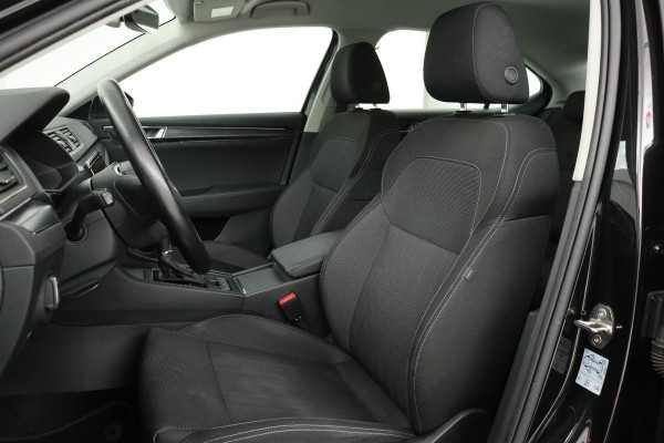 Škoda Superb 1.4 TSI iV Business Edition Plus | Stoelverwarming | Carplay | Camera | Memory | Full LED | Navigatie | Keyless | PHEV