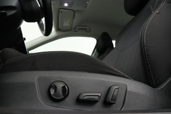 Škoda Superb 1.4 TSI iV Business Edition Plus | Stoelverwarming | Carplay | Camera | Memory | Full LED | Navigatie | Keyless | PHEV