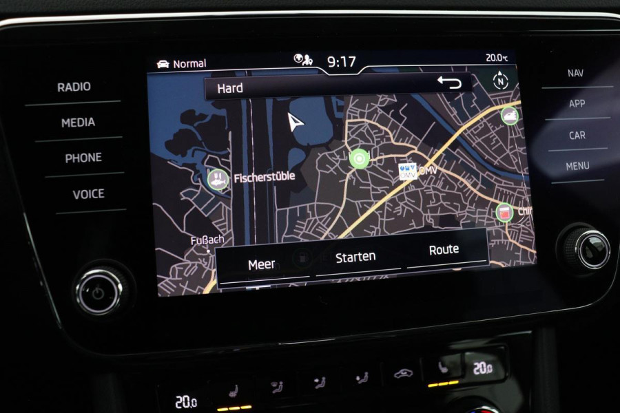 Škoda Superb 1.4 TSI iV Business Edition Plus | Stoelverwarming | Carplay | Camera | Memory | Full LED | Navigatie | Keyless | PHEV