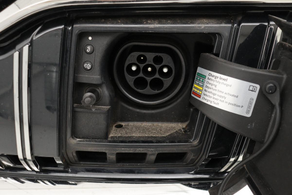 Škoda Superb 1.4 TSI iV Business Edition Plus | Stoelverwarming | Carplay | Camera | Memory | Full LED | Navigatie | Keyless | PHEV