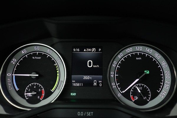 Škoda Superb 1.4 TSI iV Business Edition Plus | Stoelverwarming | Carplay | Camera | Memory | Full LED | Navigatie | Keyless | PHEV