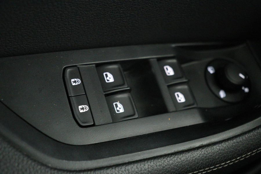 Škoda Superb 1.4 TSI iV Business Edition Plus | Stoelverwarming | Carplay | Camera | Memory | Full LED | Navigatie | Keyless | PHEV