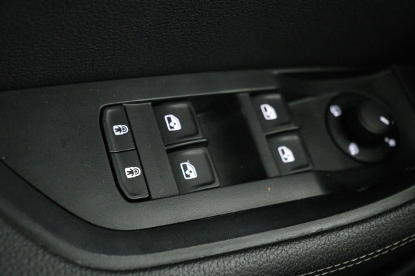 Škoda Superb 1.4 TSI iV Business Edition Plus | Stoelverwarming | Carplay | Camera | Memory | Full LED | Navigatie | Keyless | PHEV