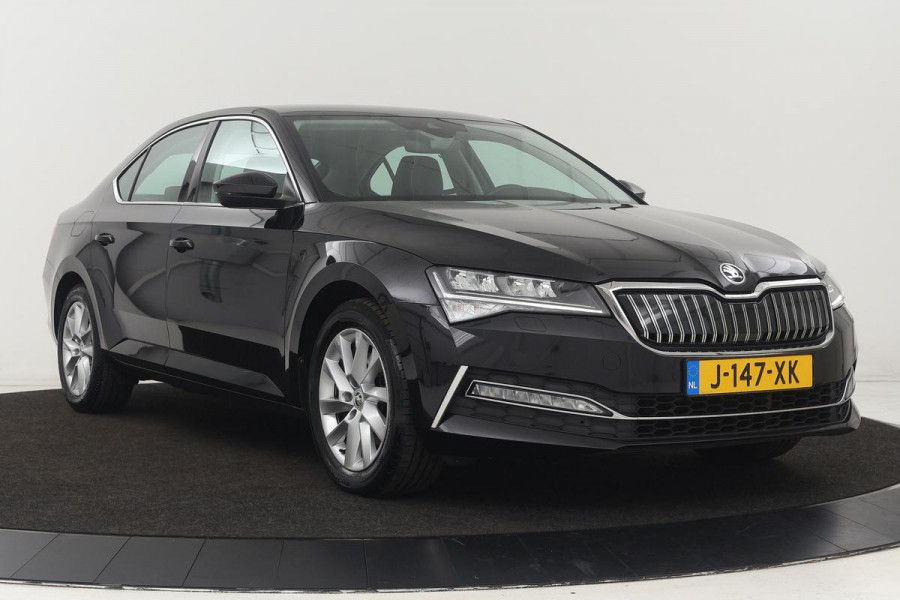 Škoda Superb 1.4 TSI iV Business Edition Plus | Stoelverwarming | Carplay | Camera | Memory | Full LED | Navigatie | Keyless | PHEV
