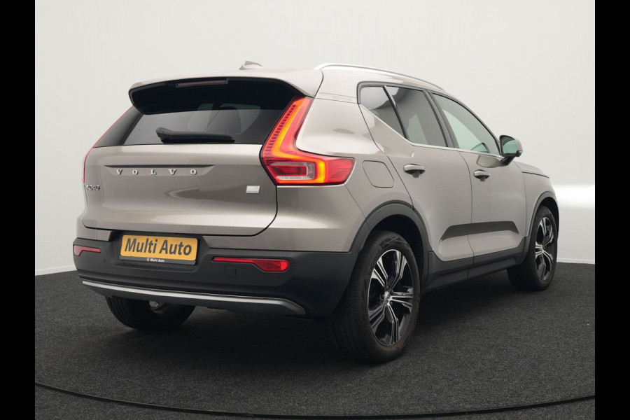 Volvo XC40 T5 Recharge Inscription Plug In Hybrid PHEV | Panodak | Trekhaak af Fabriek | Adaptive Cruise | Harman Kardon | Camera | Verwarmde Lederen Sportstoelen |