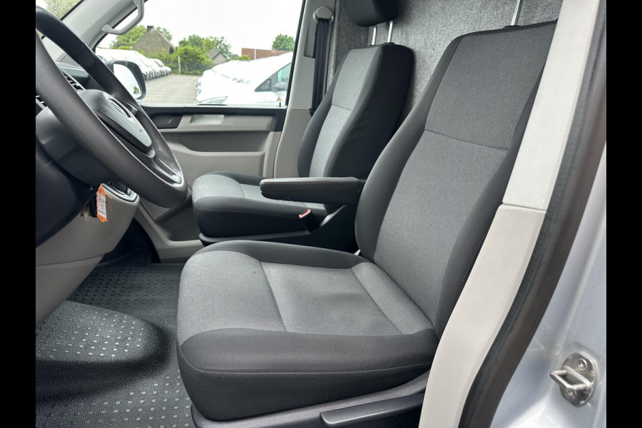 Volkswagen Transporter 2.0 TDI L1H1 Comfortline*DSG*A/C*NAVI*CRUISE*TEL*