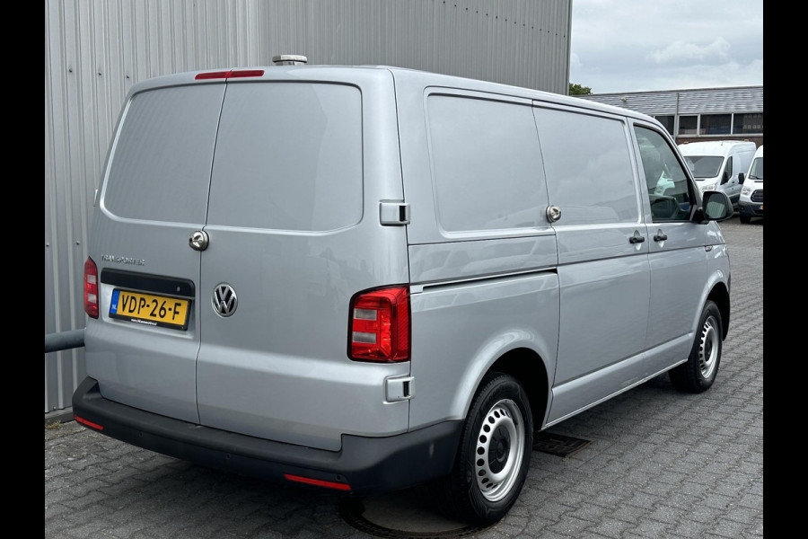 Volkswagen Transporter 2.0 TDI L1H1 Comfortline*DSG*A/C*NAVI*CRUISE*TEL*