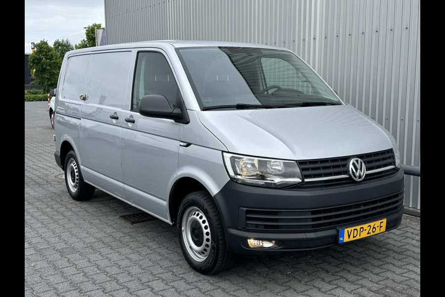 Volkswagen Transporter 2.0 TDI L1H1 Comfortline*DSG*A/C*NAVI*CRUISE*TEL*