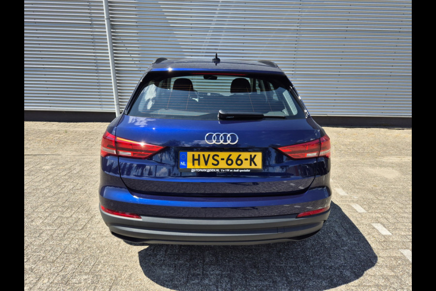 Audi Q3 45 TFSI e Advanced edition ,Navigatie/carplay/android,parksensoren,achteruitrijcamera,elecstoelen+verwarming.