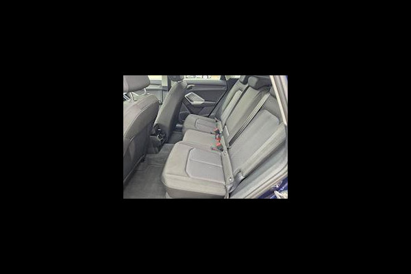 Audi Q3 45 TFSI e Advanced edition ,Navigatie/carplay/android,parksensoren,achteruitrijcamera,elecstoelen+verwarming.