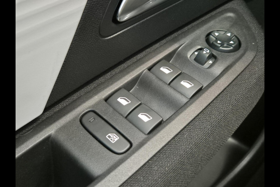 Citroën C4 1.2 Hybrid 145pk Business Automaat | Navigatie | Achteruitrijcamera | Stoelverwarming | Keyless Entry | Apple Carplay/Android Auto (Draadloos) |