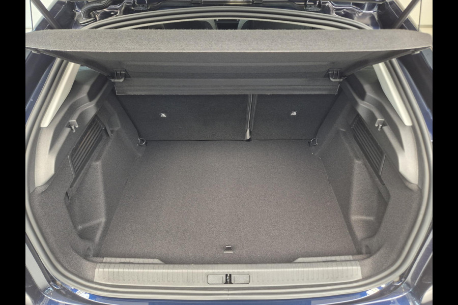 Citroën C4 1.2 Hybrid 145pk Business Automaat | Navigatie | Achteruitrijcamera | Stoelverwarming | Keyless Entry | Apple Carplay/Android Auto (Draadloos) |