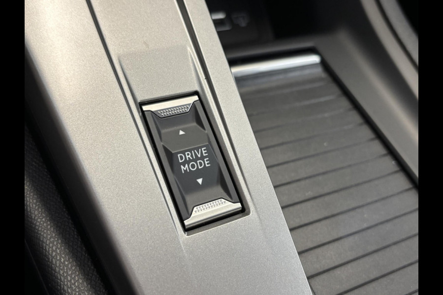 Peugeot 408 1.6 HYbrid 225 EAT8 Allure Avantage