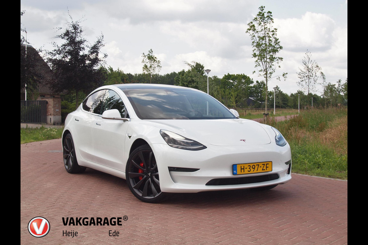 Tesla Model 3 Performance AWD 75 kWh | Performance Dual Motor AWD 4D 360kW | Camera | Glazen dak | Tesla Model 3 Performance AWD 75 kWh | Performance Dual Motor AWD 4D 360kW | Camera | Glazen dak |