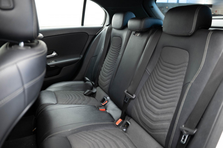 Mercedes-Benz A-Klasse 180 Business Solution |WideScreen|LED|Camera|