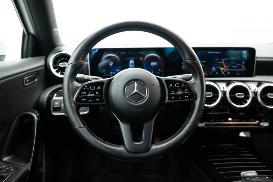 Mercedes-Benz A-Klasse 180 Business Solution |WideScreen|LED|Camera|